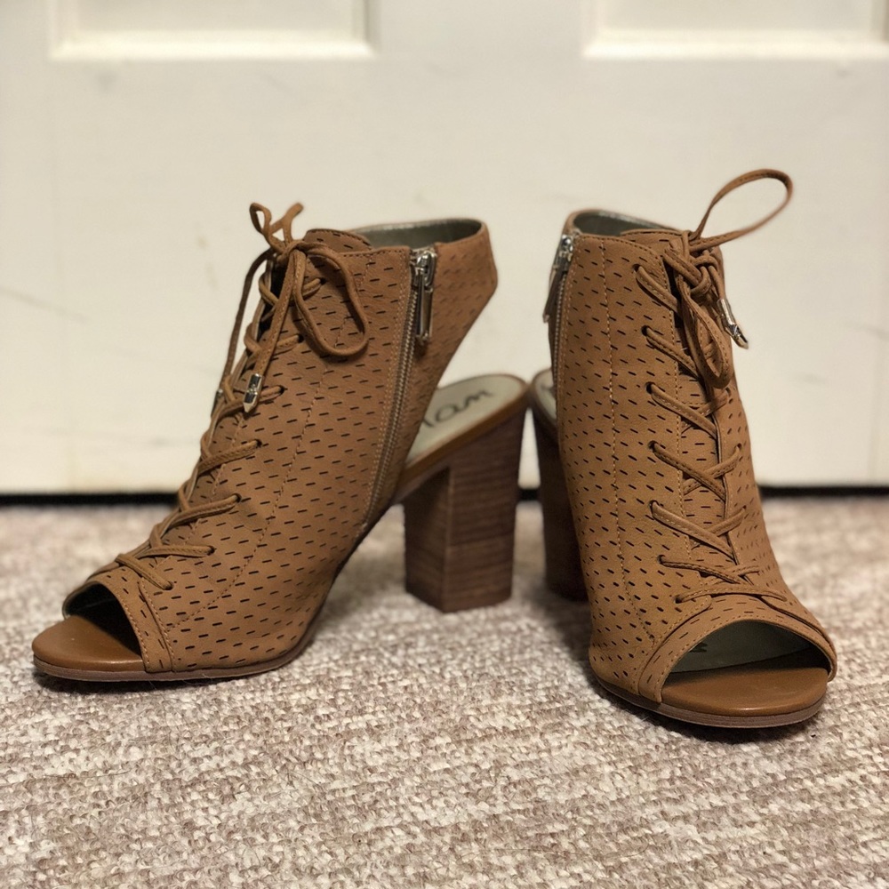 Sam Edelman Lace Up Bootie - Ennette
